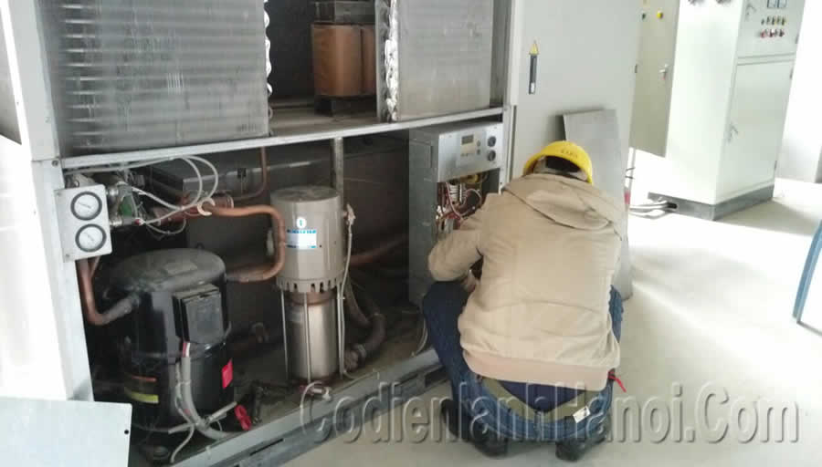 Sửa chữa máy lạnh nước công nghiệp 
